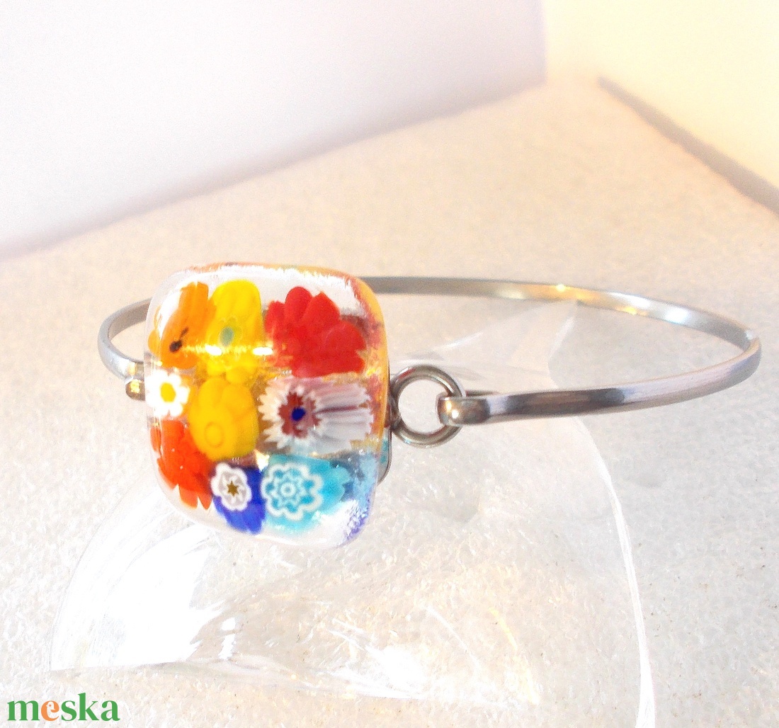 NEMESACÉL! Virágos nyár, karkötő, ajándék  lányoknak szalagavatóra, ballagásra, születésnapra, névnapra.  - ékszer - karkötő - karkötő medállal - Meska.hu