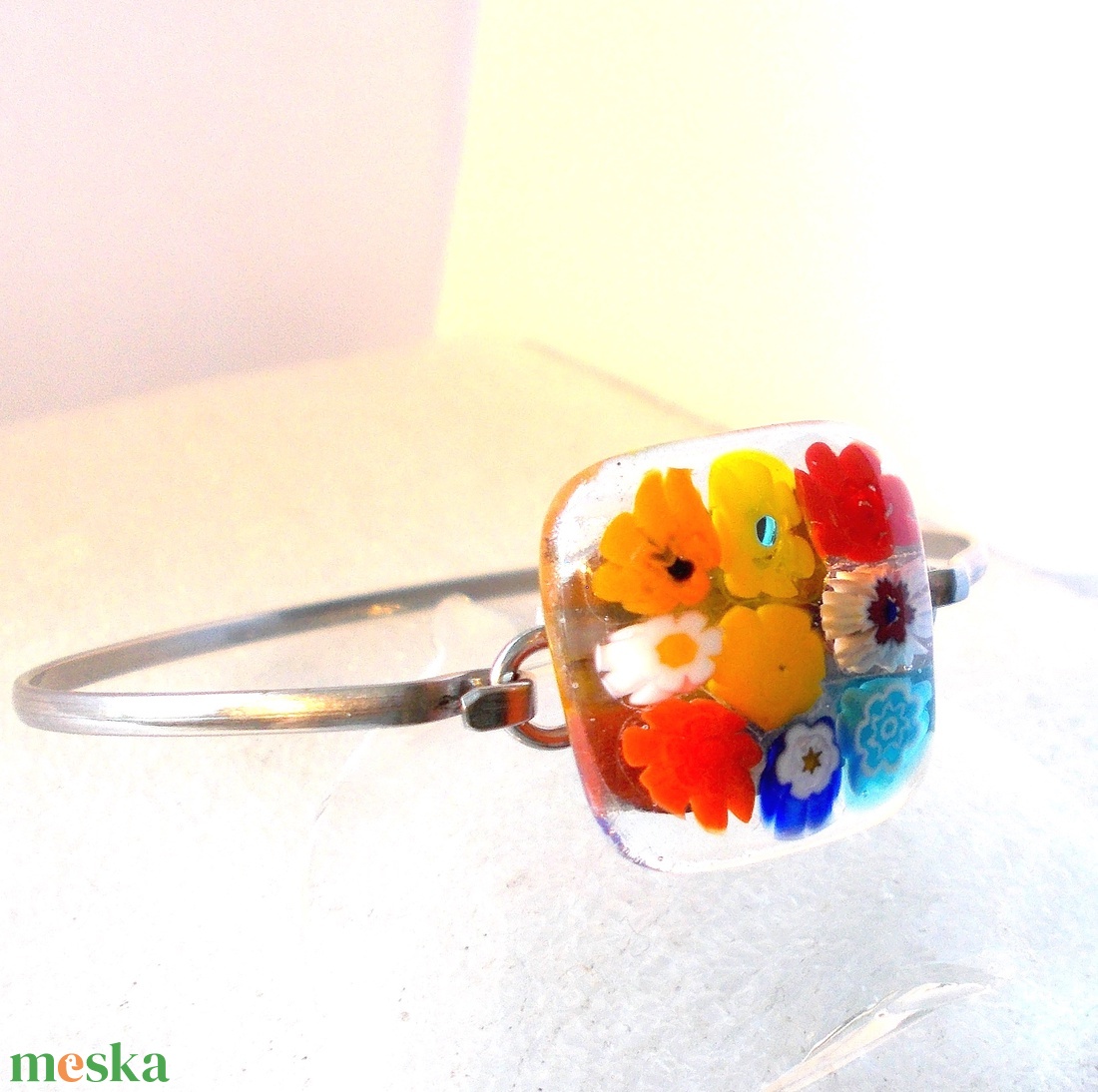 NEMESACÉL! Virágos nyár, karkötő, ajándék  lányoknak szalagavatóra, ballagásra, születésnapra, névnapra.  - ékszer - karkötő - karkötő medállal - Meska.hu