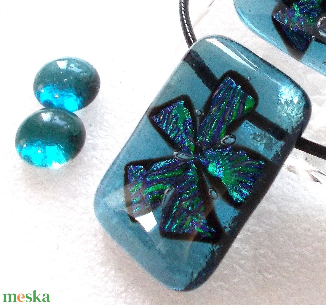 NEMESACÉL! Acélkék dichroic ékszerszett. - ékszer - ékszerszett - Meska.hu NEMESACÉL! Acélkék dichroic ékszerszett. - ékszer - ékszerszett - Meska.hu