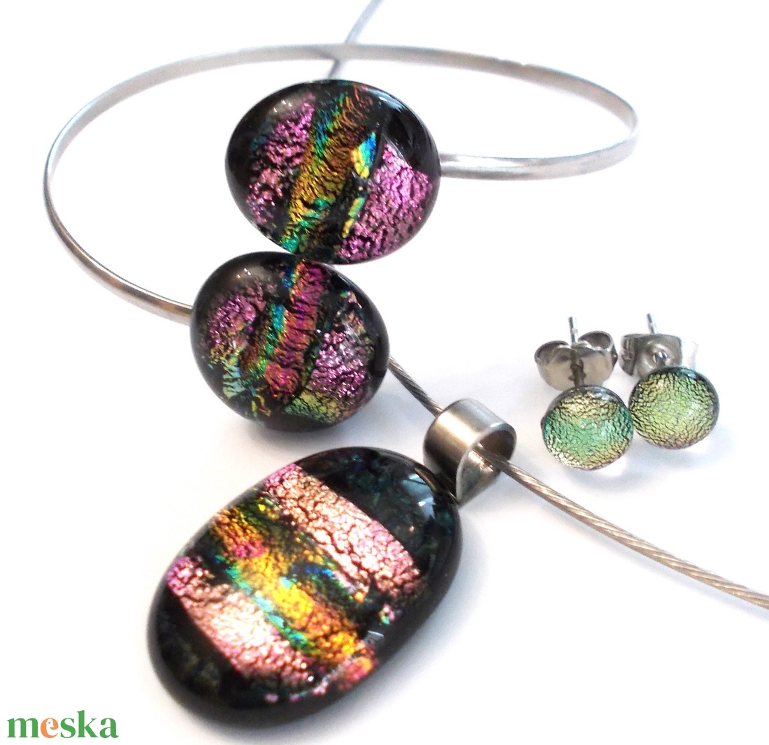 NEMESACÉL! Dichroic fények ékszerszett. - ékszer - ékszerszett - Meska.hu NEMESACÉL! Dichroic fények ékszerszett. - ékszer - ékszerszett - Meska.hu