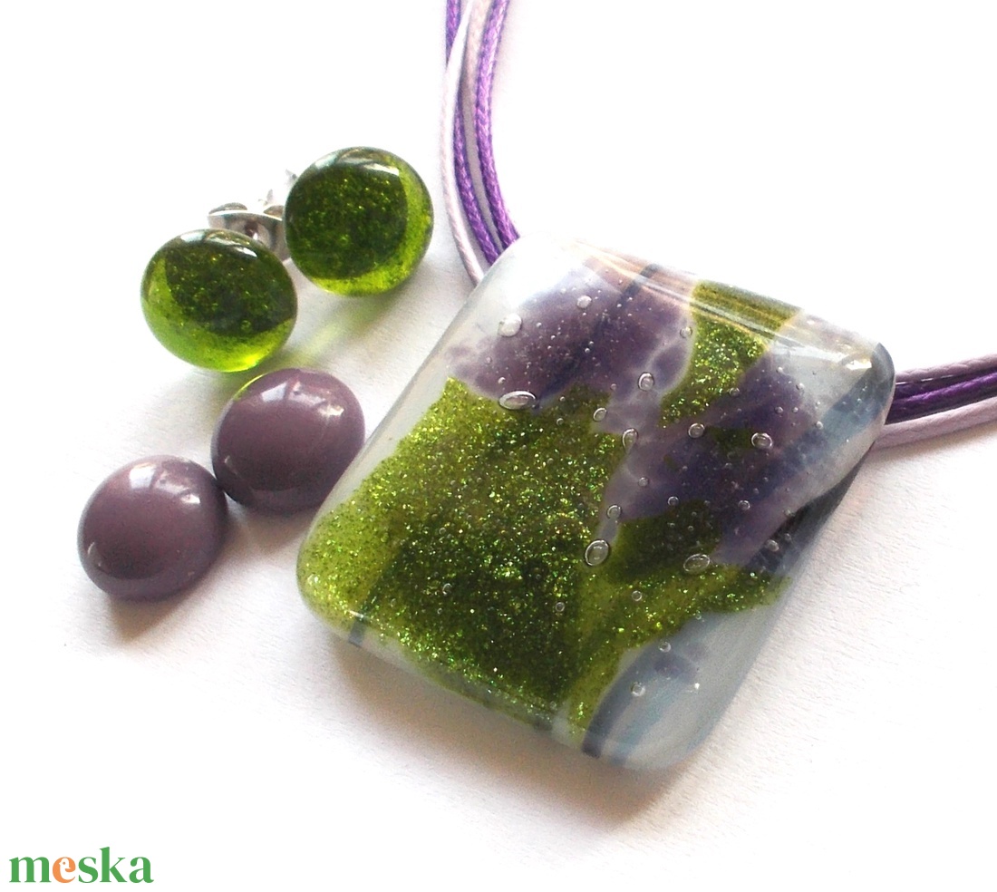 Levendula nyaklánc és két pár fülbevaló. - ékszer - ékszerszett - Meska.hu