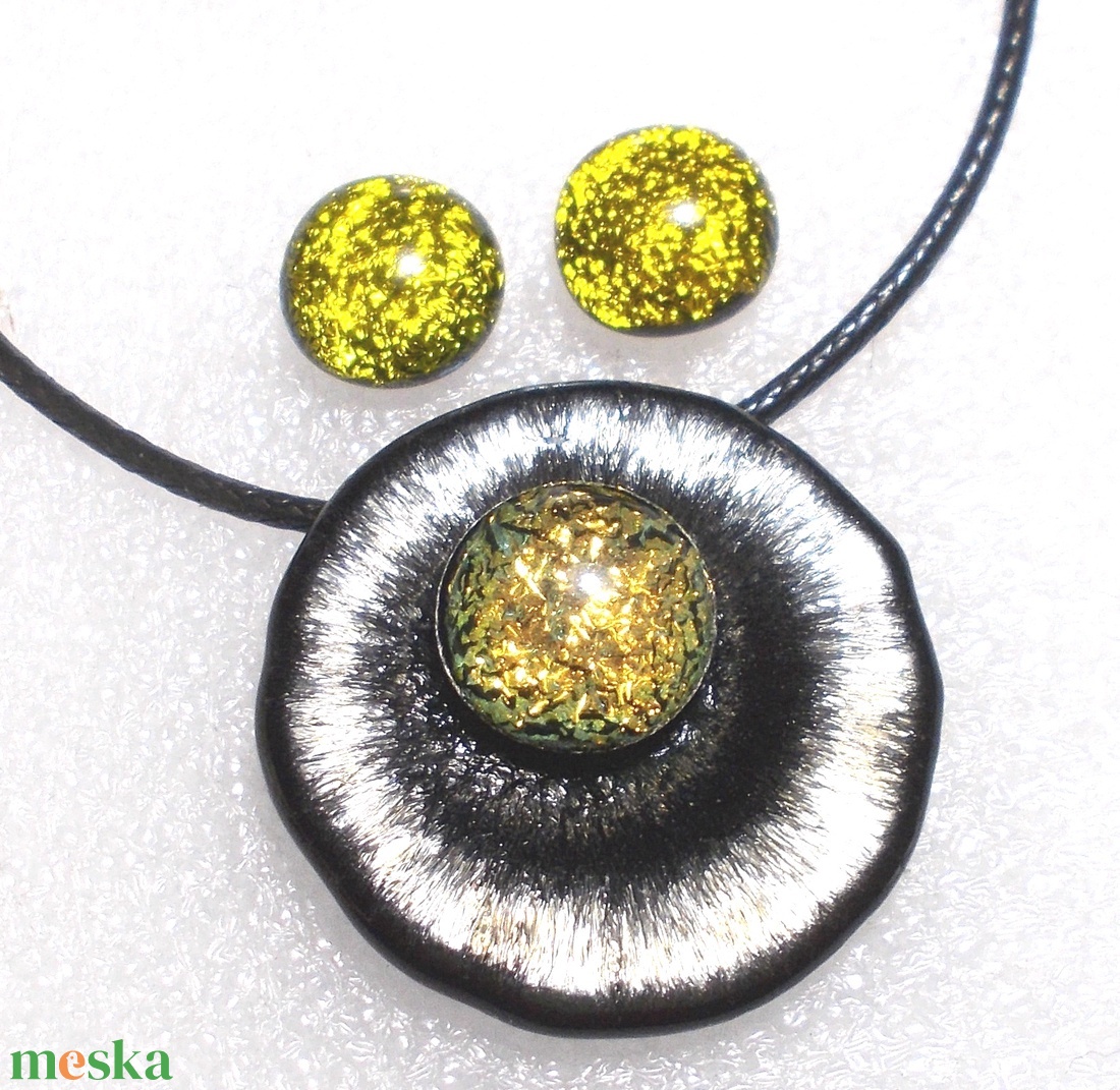 OVÁLIS! Gyöngykagyló dichroic ékszerszett , ajándék névnapra, születésnapra. - ékszer - ékszerszett - Meska.hu