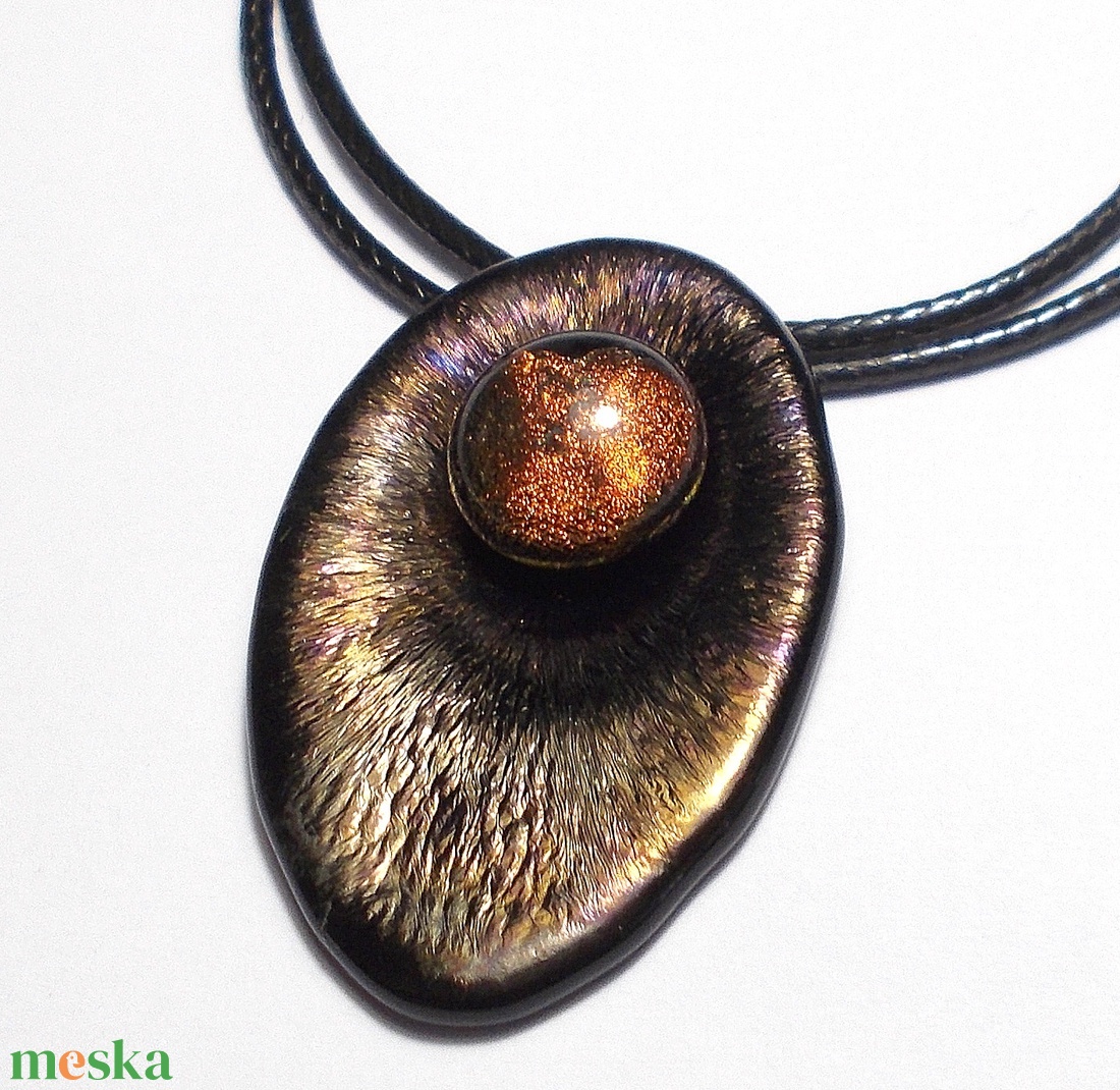OVÁLIS! Gyöngykagyló dichroic ékszerszett , ajándék névnapra, születésnapra. - ékszer - ékszerszett - Meska.hu OVÁLIS! Gyöngykagyló dichroic ékszerszett , ajándék névnapra, születésnapra. - ékszer - ékszerszett - Meska.hu