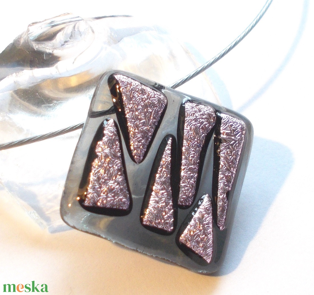 Rózsaszín vitorlák dichroic nyaklánc. - ékszer - ékszerszett - Meska.hu Rózsaszín vitorlák dichroic nyaklánc. - ékszer - ékszerszett - Meska.hu