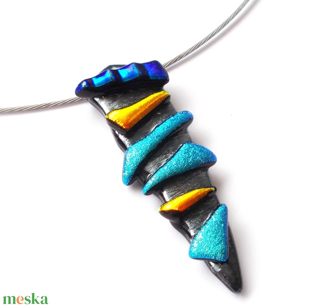 Szabálytalan dichroic mozaik nyaklánc, ballagásra, születésnapra, névnapra. - ékszer - ékszerszett - Meska.hu Szabálytalan dichroic mozaik nyaklánc, ballagásra, születésnapra, névnapra. - ékszer - ékszerszett - Meska.hu