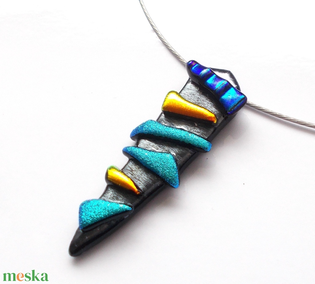Szabálytalan dichroic mozaik nyaklánc, ballagásra, születésnapra, névnapra. - ékszer - ékszerszett - Meska.hu Szabálytalan dichroic mozaik nyaklánc, ballagásra, születésnapra, névnapra. - ékszer - ékszerszett - Meska.hu