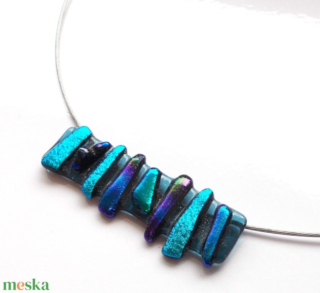 Szabálytalan dichroic mozaik nyaklánc, ballagásra, születésnapra, névnapra. - ékszer - ékszerszett - Meska.hu Szabálytalan dichroic mozaik nyaklánc, ballagásra, születésnapra, névnapra. - ékszer - ékszerszett - Meska.hu