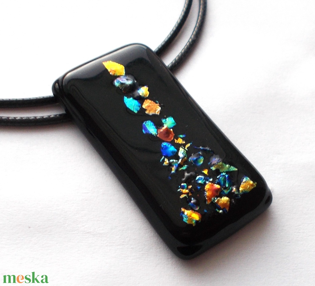 NEMESACÉL! Dichroic fények játéka nyaklánc. - ékszer - nyaklánc - medálos nyaklánc - Meska.hu NEMESACÉL! Dichroic fények játéka nyaklánc. - ékszer - nyaklánc - medálos nyaklánc - Meska.hu