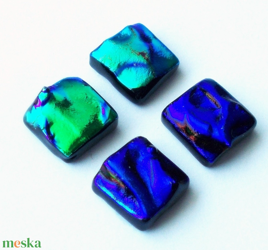 NEMESACÉL! Smaragd dichroic fülbevaló páros. - ékszer - fülbevaló - pötty fülbevaló - Meska.hu