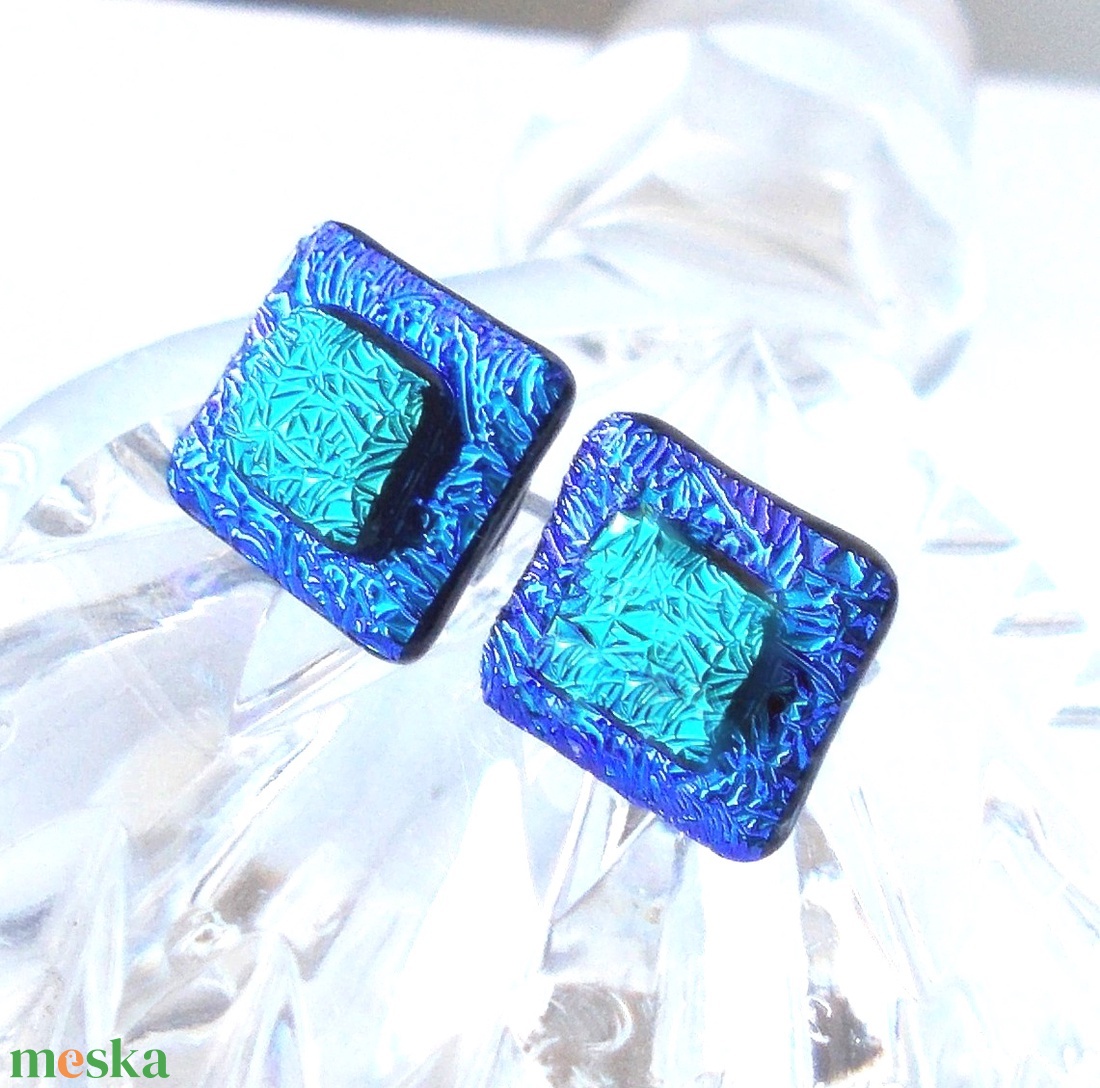Univerzum dichroic fülbevaló, ajándék névnapra, születésnapra. - ékszer - fülbevaló - pötty fülbevaló - Meska.hu Univerzum dichroic fülbevaló, ajándék névnapra, születésnapra. - ékszer - fülbevaló - pötty fülbevaló - Meska.hu