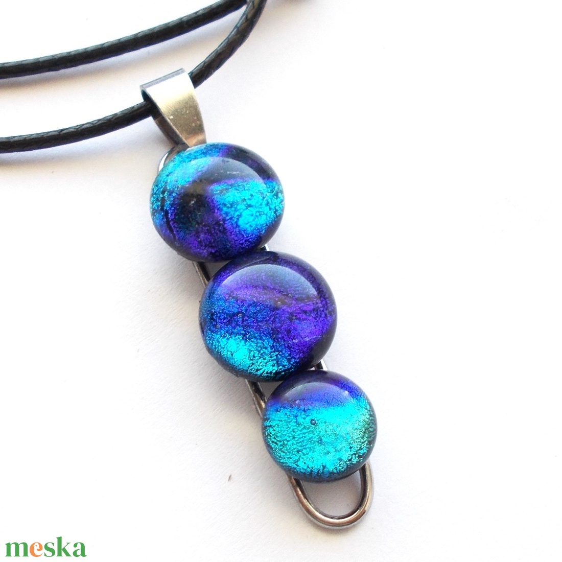 NEMESACÉL! Kékek dichroic ékszerszett. - ékszer - nyaklánc - medálos nyaklánc - Meska.hu NEMESACÉL! Kékek dichroic ékszerszett. - ékszer - nyaklánc - medálos nyaklánc - Meska.hu