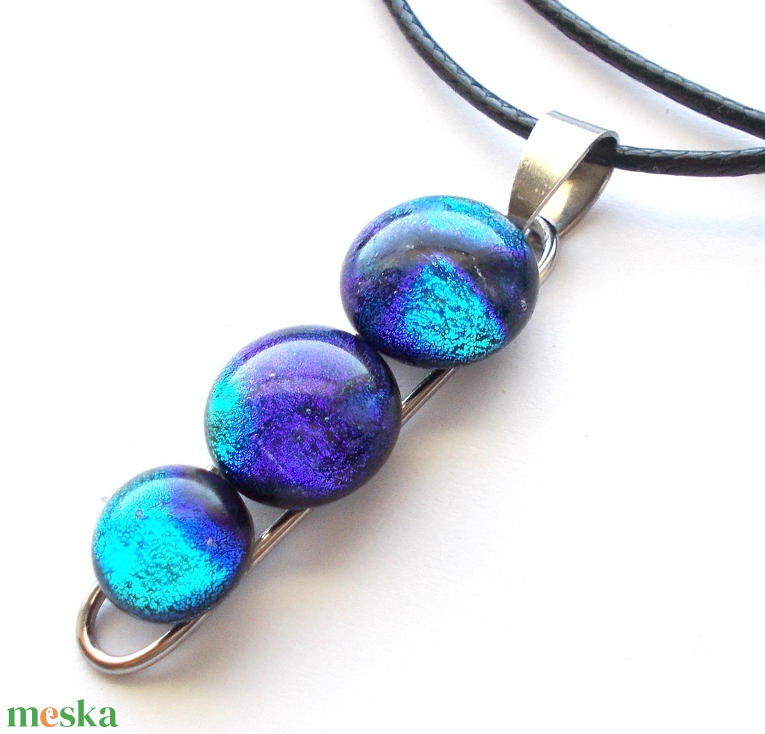 NEMESACÉL! Kékek dichroic ékszerszett. - ékszer - nyaklánc - medálos nyaklánc - Meska.hu NEMESACÉL! Kékek dichroic ékszerszett. - ékszer - nyaklánc - medálos nyaklánc - Meska.hu