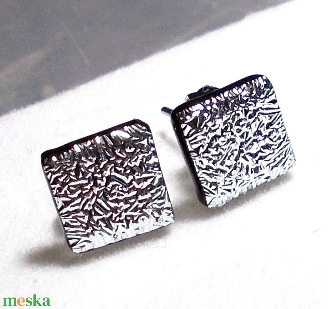Szabálytalan dichroic mozaik nyaklánc, ballagásra, születésnapra, névnapra. - ékszer - nyaklánc - medálos nyaklánc - Meska.hu Szabálytalan dichroic mozaik nyaklánc, ballagásra, születésnapra, névnapra. - ékszer - nyaklánc - medálos nyaklánc - Meska.hu