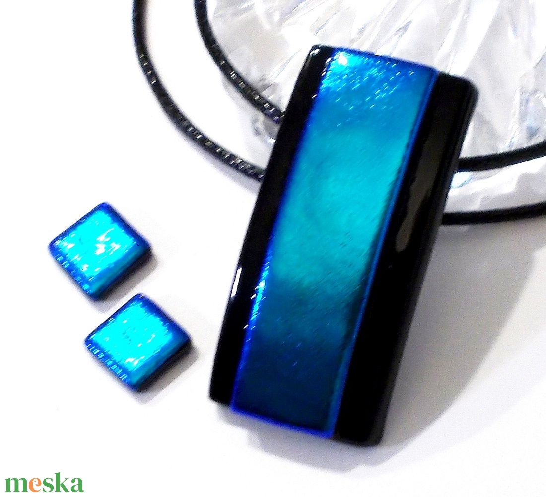 NEMESACÉL! Türkizkék dichroic ékszerszett. - ékszer - ékszerszett - Meska.hu NEMESACÉL! Türkizkék dichroic ékszerszett. - ékszer - ékszerszett - Meska.hu