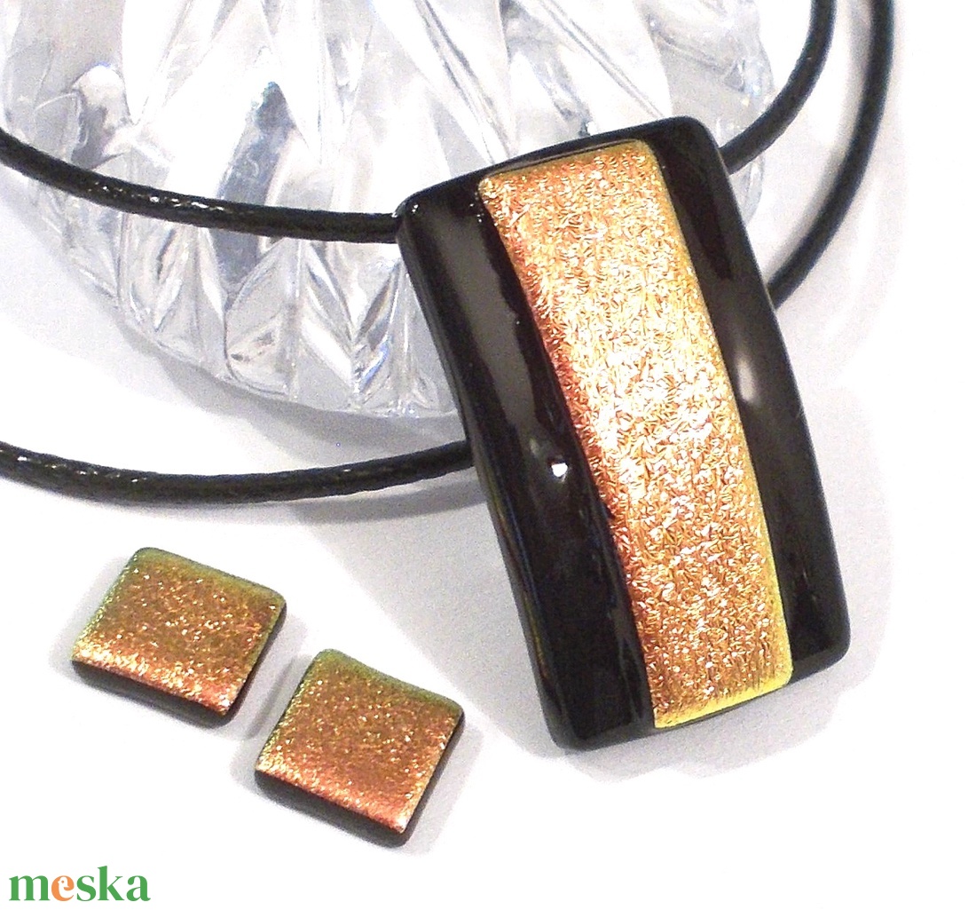 NEMESACÉL! Arany-lazac ragyogás dichroic ékszerszett. - ékszer - ékszerszett - Meska.hu NEMESACÉL! Arany-lazac ragyogás dichroic ékszerszett. - ékszer - ékszerszett - Meska.hu