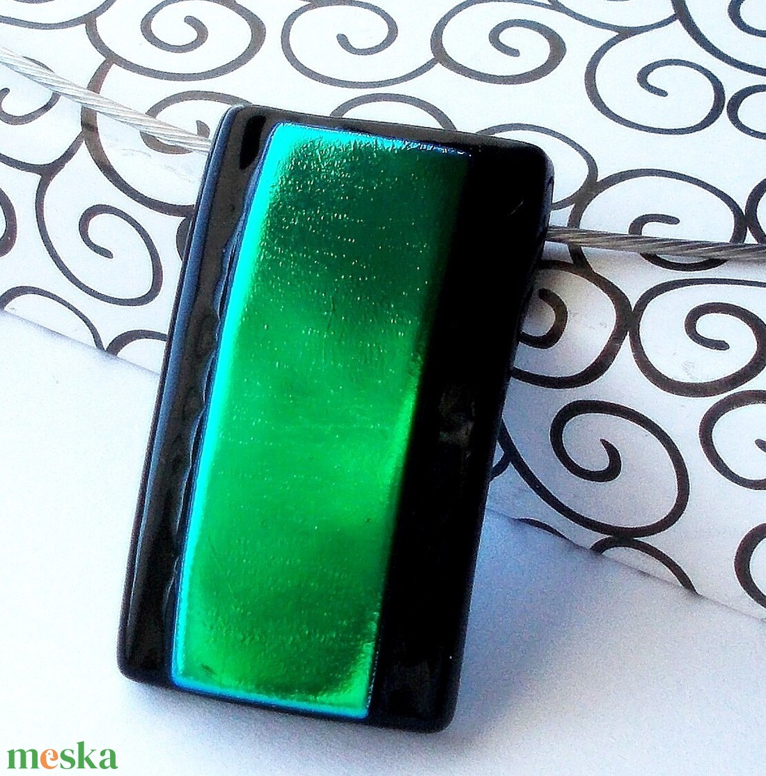 NEMESACÉL! Kékes-zöld ragyogás dichroic ékszerszett. - ékszer - nyaklánc - medálos nyaklánc - Meska.hu NEMESACÉL! Kékes-zöld ragyogás dichroic ékszerszett. - ékszer - nyaklánc - medálos nyaklánc - Meska.hu