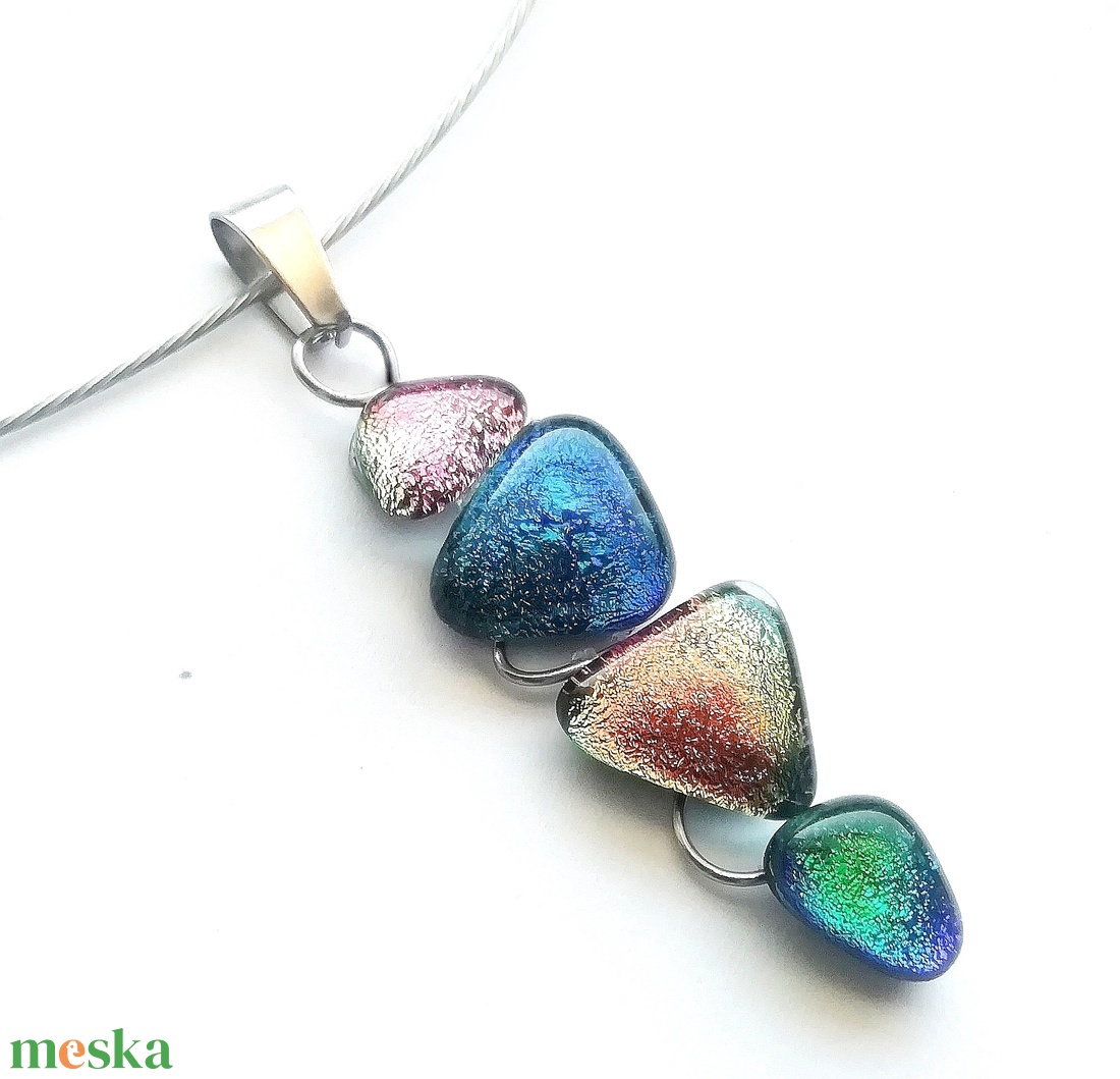 NEMESACÉL! Színes dichroic kavicsok nyaklánc. - ékszer - ékszerszett - Meska.hu NEMESACÉL! Színes dichroic kavicsok nyaklánc. - ékszer - ékszerszett - Meska.hu