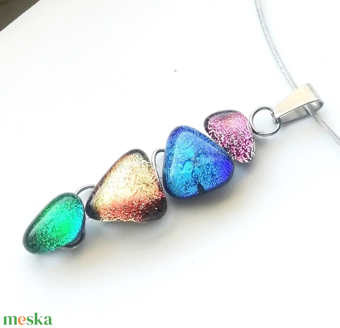 NEMESACÉL! Színes dichroic kavicsok nyaklánc. - ékszer - ékszerszett - Meska.hu NEMESACÉL! Színes dichroic kavicsok nyaklánc. - ékszer - ékszerszett - Meska.hu