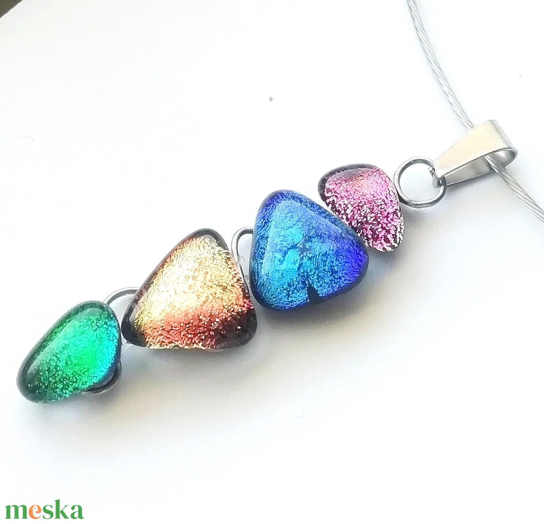 NEMESACÉL! Színes dichroic kavicsok nyaklánc. - ékszer - ékszerszett - Meska.hu NEMESACÉL! Színes dichroic kavicsok nyaklánc. - ékszer - ékszerszett - Meska.hu