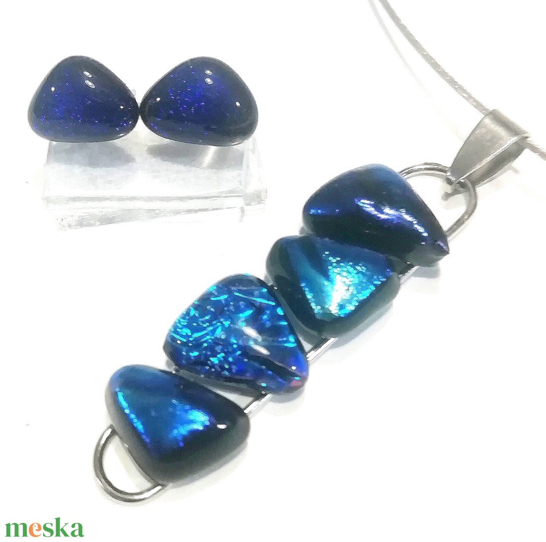 AKCIÓ! NEMESACÉL! Mélykék kavicsok dichroic ékszerszett. - ékszer - ékszerszett - Meska.hu AKCIÓ! NEMESACÉL! Mélykék kavicsok dichroic ékszerszett. - ékszer - ékszerszett - Meska.hu