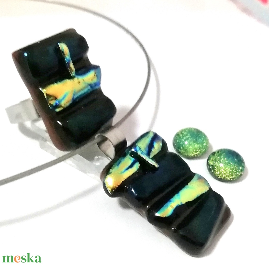 NEMESACÉL! Dichroic mozaik, üvegékszerszett, ajándék lányoknak szalagavatóra, ballagásra, születésnapra, névnapra. - ékszer - ékszerszett - Meska.hu NEMESACÉL! Dichroic mozaik, üvegékszerszett, ajándék lányoknak szalagavatóra, ballagásra, születésnapra, névnapra. - ékszer - ékszerszett - Meska.hu