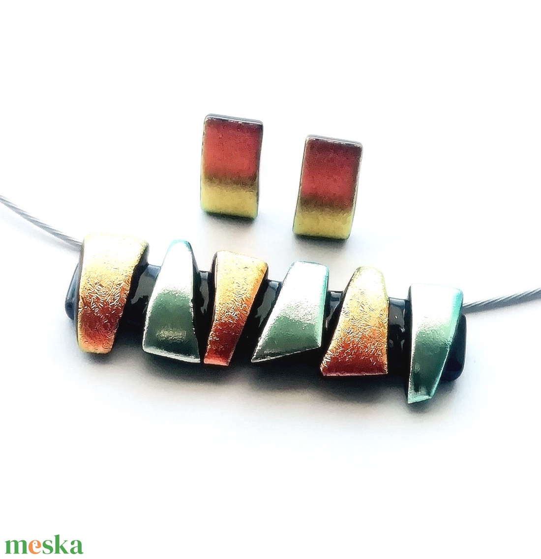 Szabálytalan dichroic mozaik nyaklánc, ballagásra, születésnapra, névnapra. - ékszer - ékszerszett - Meska.hu Szabálytalan dichroic mozaik nyaklánc, ballagásra, születésnapra, névnapra. - ékszer - ékszerszett - Meska.hu