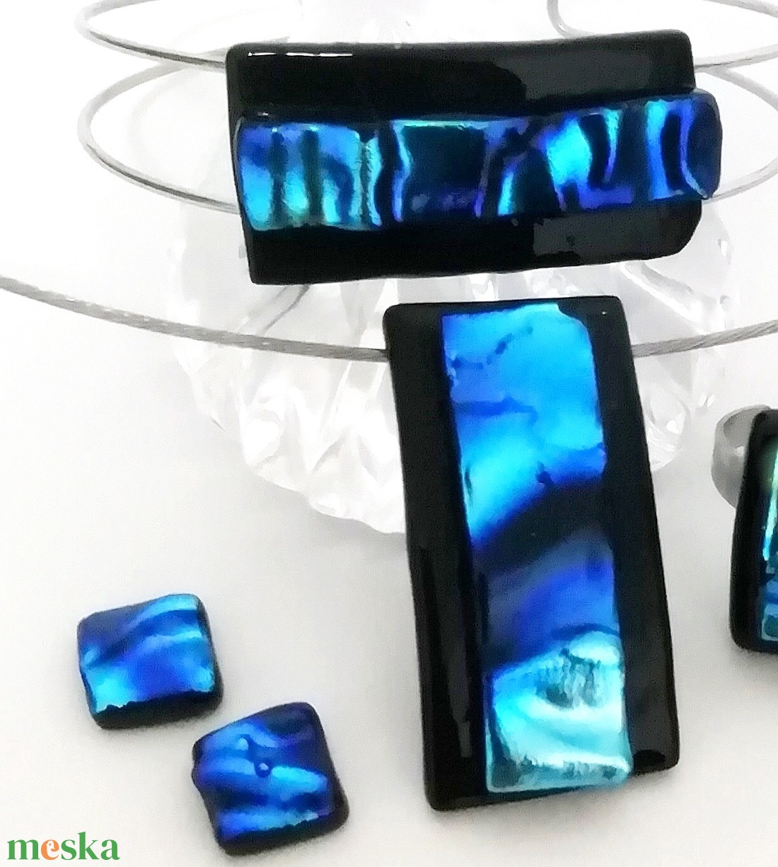 NEMESACÉL! Ezüstkék hullámok ékszerszett, ajándék nőknek névnapra, születésnapra. - ékszer - ékszerszett - Meska.hu NEMESACÉL! Ezüstkék hullámok ékszerszett, ajándék nőknek névnapra, születésnapra. - ékszer - ékszerszett - Meska.hu