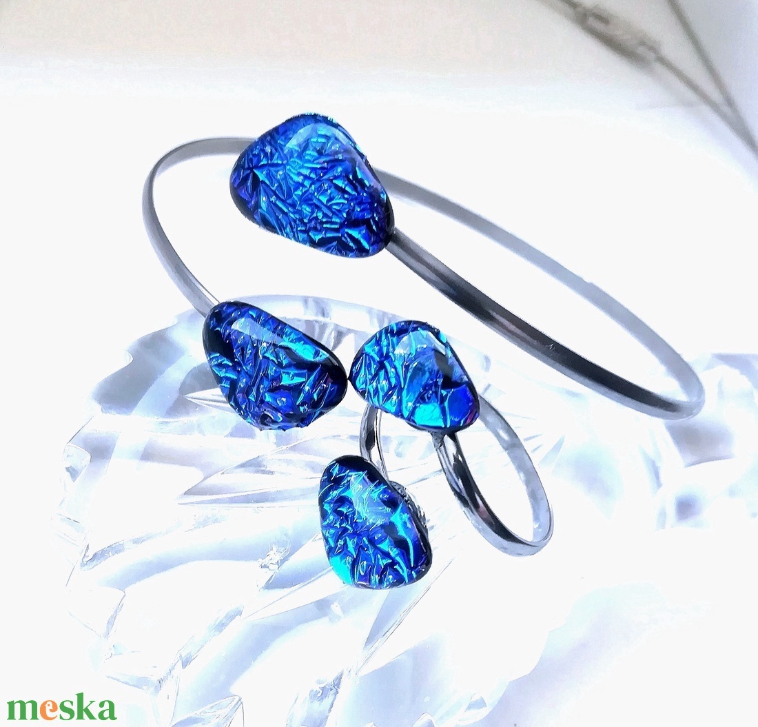 NEMESACÉL!  Kék-fekete ékszerszett, ajándék névnapra születésnapra. - ékszer - ékszerszett - Meska.hu