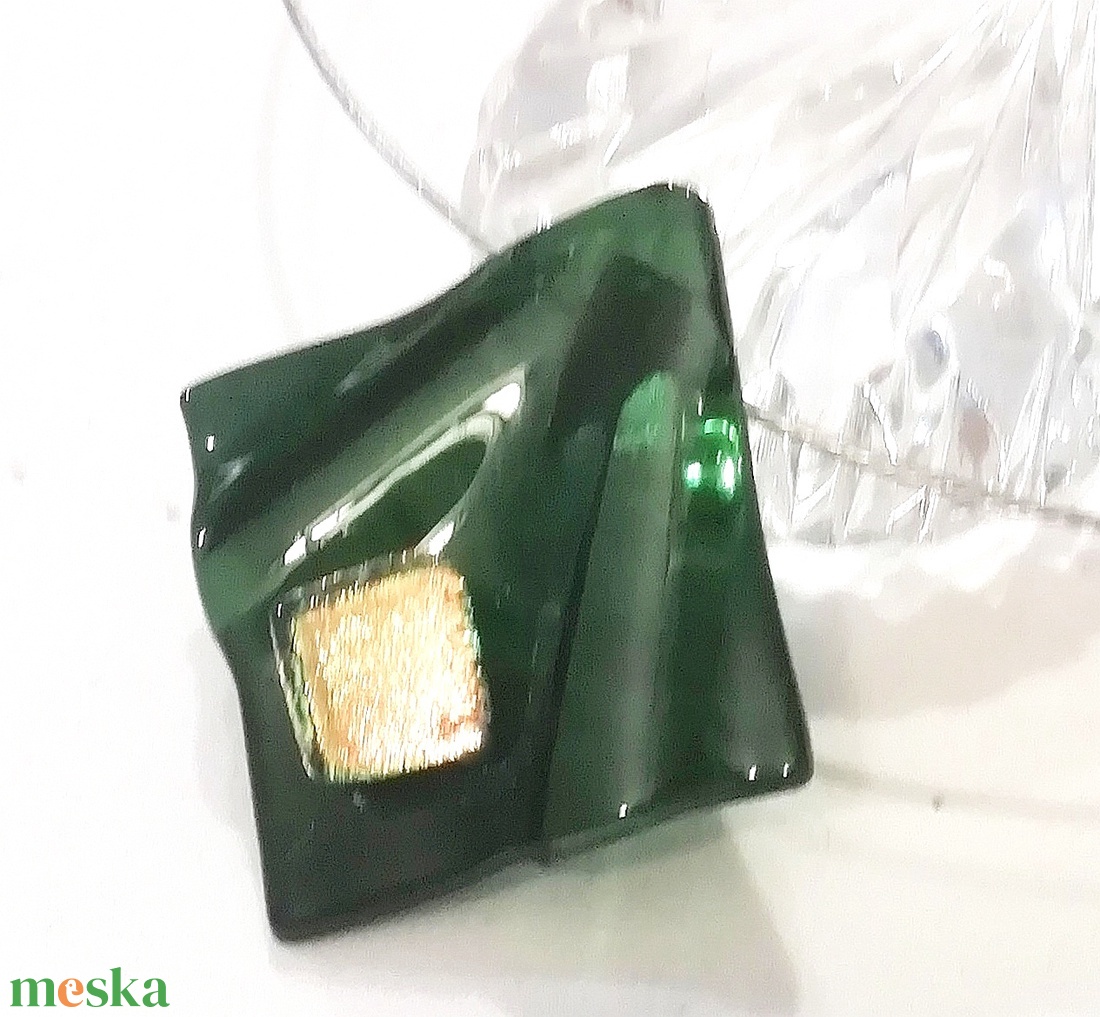 Aranyló smaragd trendi nyaklánc, ajándék névnapra, születésnapra. - ékszer - ékszerszett - Meska.hu