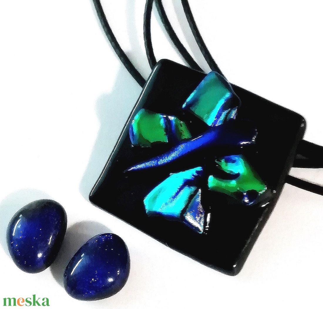 Pillangótánc nyaklánc és fülbevaló, ajándék nőknek névnapra, születésnapra. - ékszer - ékszerszett - Meska.hu