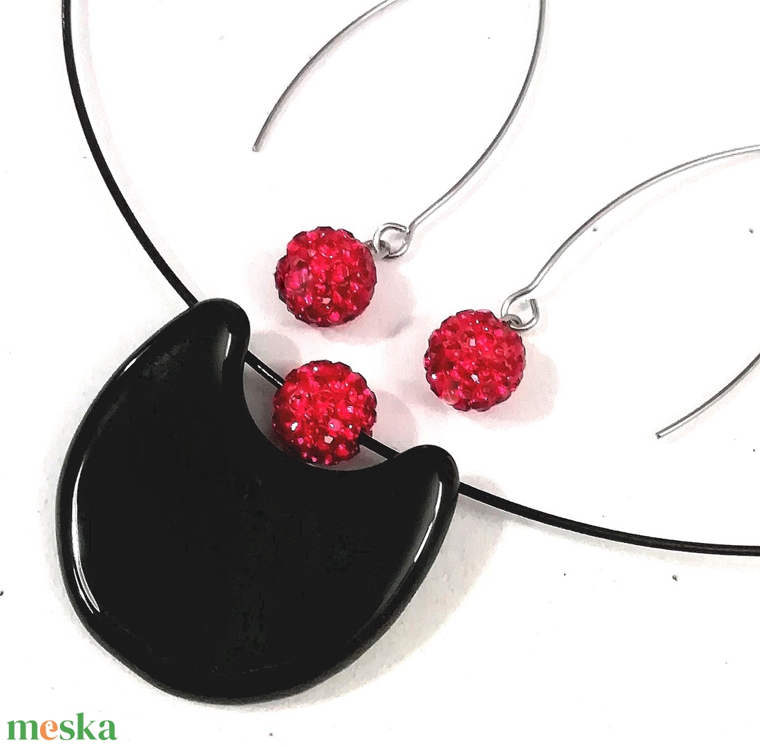 NEMESACÉL!  Vörös és fekete trendi  ékszerszett, ajándék karácsonyra, névnapra, születésnapra. - ékszer - ékszerszett - Meska.hu