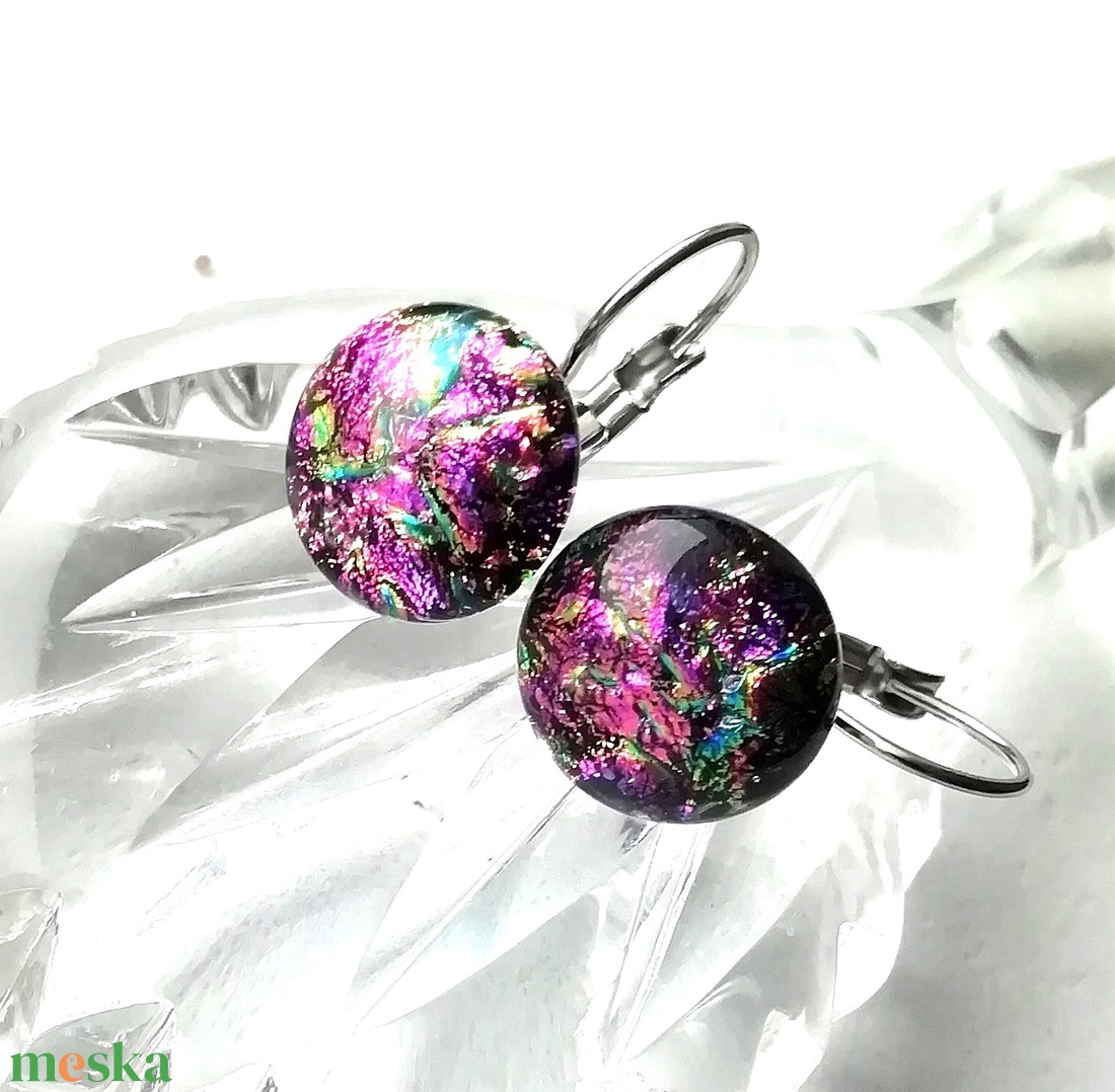 NEMESACÉL! Magnólia  dichroic kapcsos fülbevaló, ajándék nőknek névnapra, születésnapra.  - ékszer - fülbevaló - lógó fülbevaló - Meska.hu