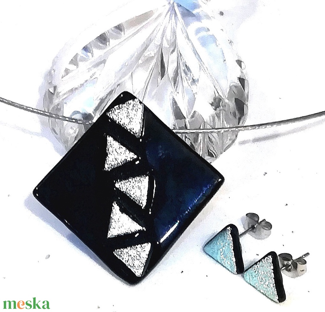 Ezüst-fekete ékszerszett , ajándék  névnapra, születésnapra. - ékszer - fülbevaló - pötty fülbevaló - Meska.hu