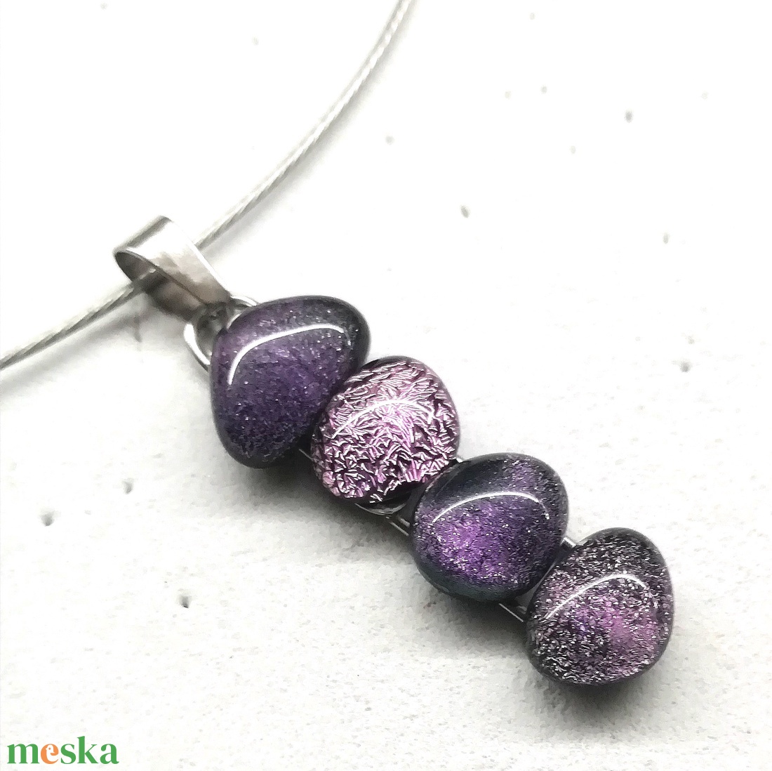  NEMESACÉL! Lila fények dichroic nyaklánc. ny - ékszer - ékszerszett - Meska.hu