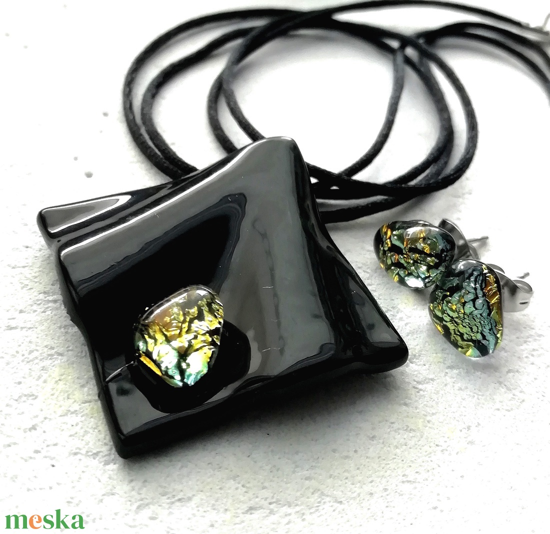 NEMESACÉL!  Arany-fekete ékszerszett, ajándék névnapra születésnapra. - ékszer - ékszerszett - Meska.hu