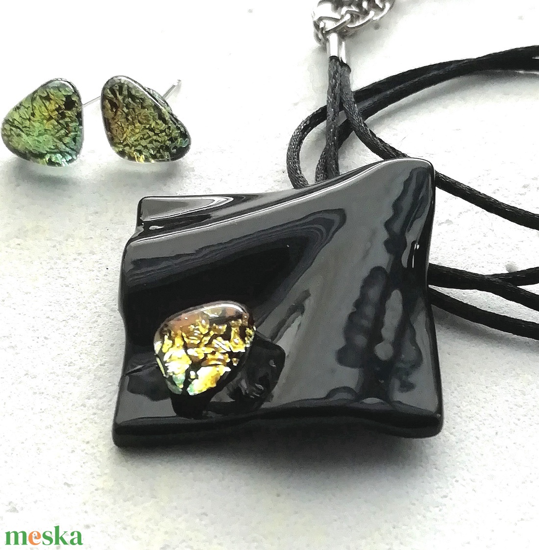 NEMESACÉL!  Arany-fekete ékszerszett, ajándék névnapra születésnapra. - ékszer - ékszerszett - Meska.hu