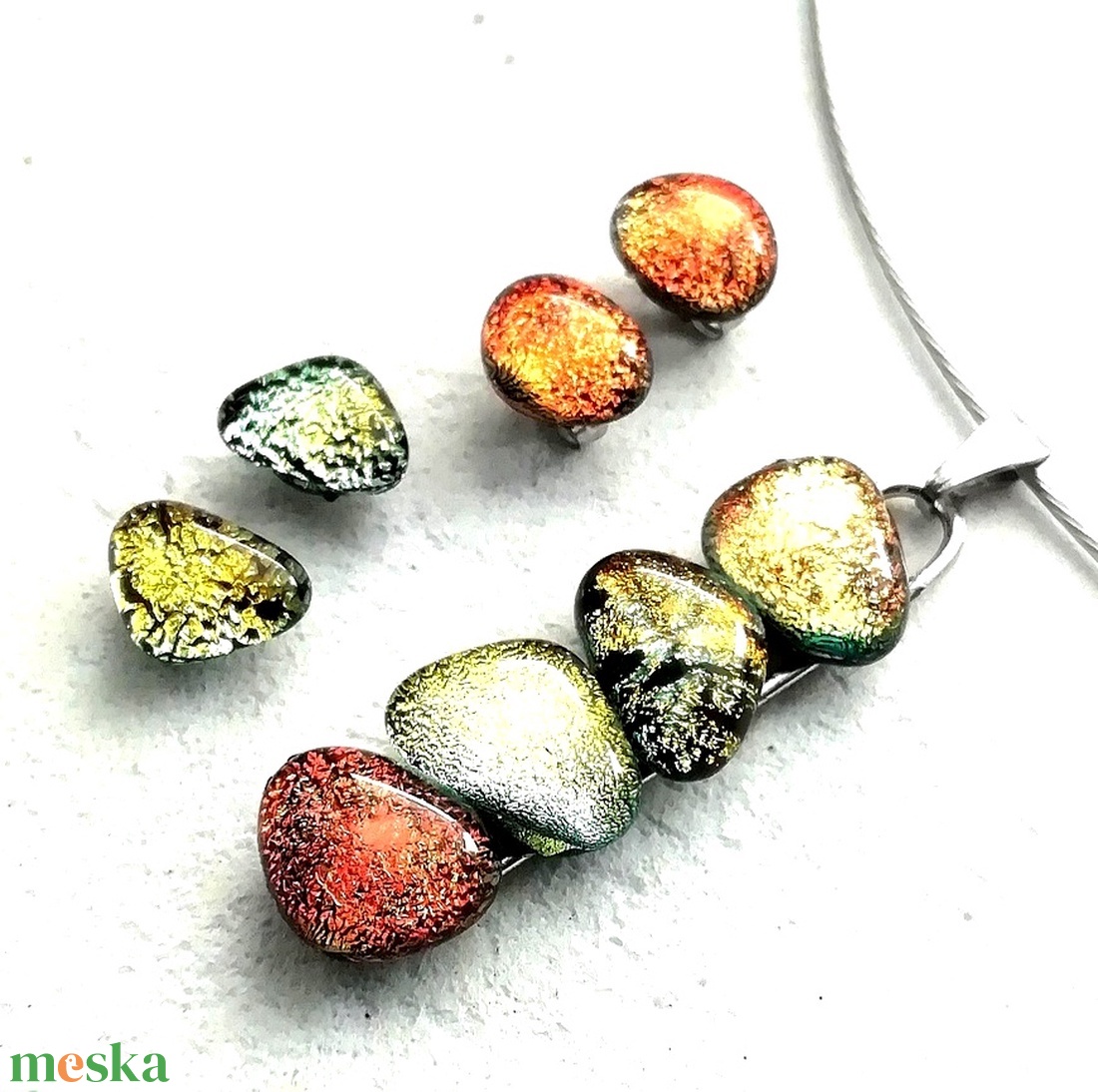  NEMESACÉL!  Vörös-arany dichroic kavicsok, szabálytalan ékszerszett. - ékszer - ékszerszett - Meska.hu