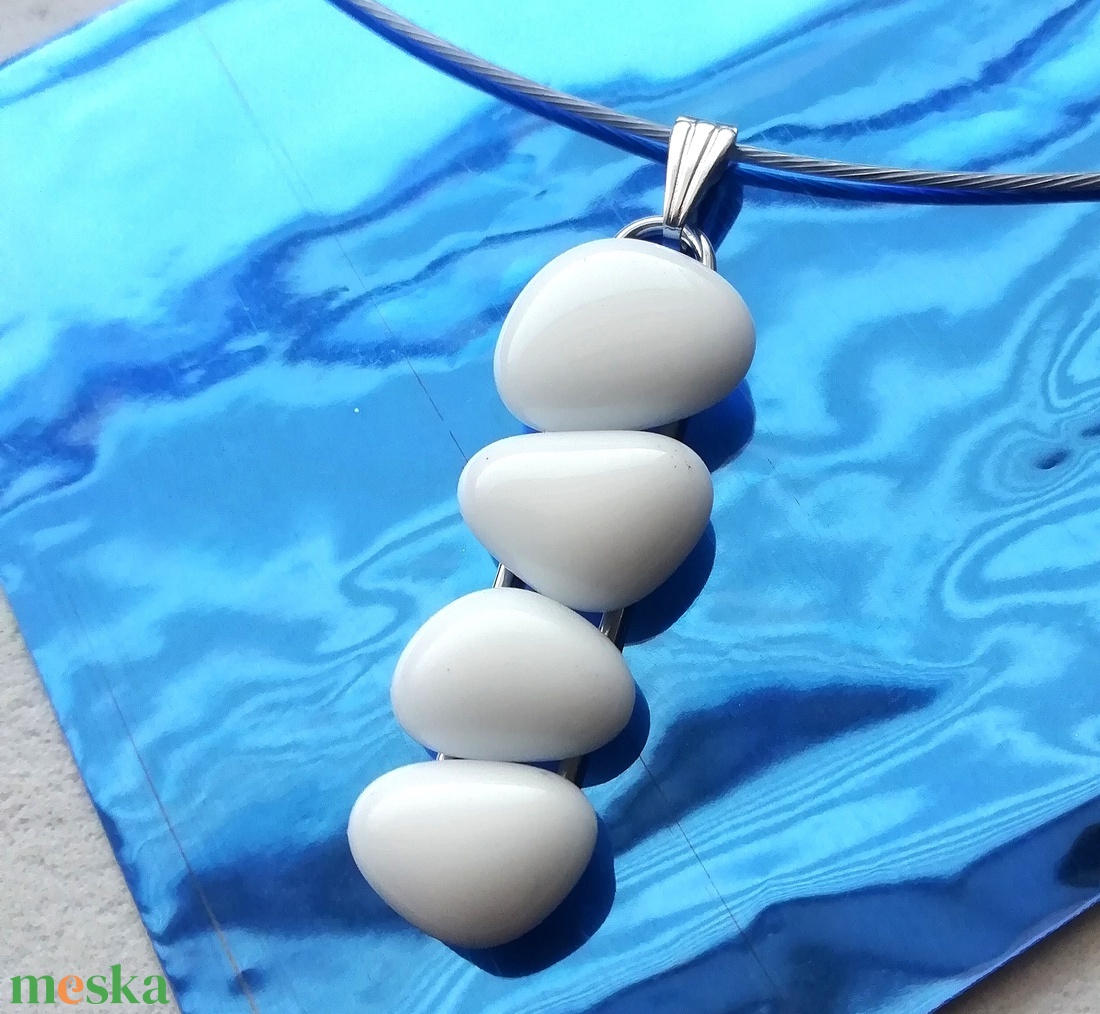 AKCIÓ! NEMESACÉL!  Fehér kavicsok üvegékszer szett. - ékszer - ékszerszett - Meska.hu