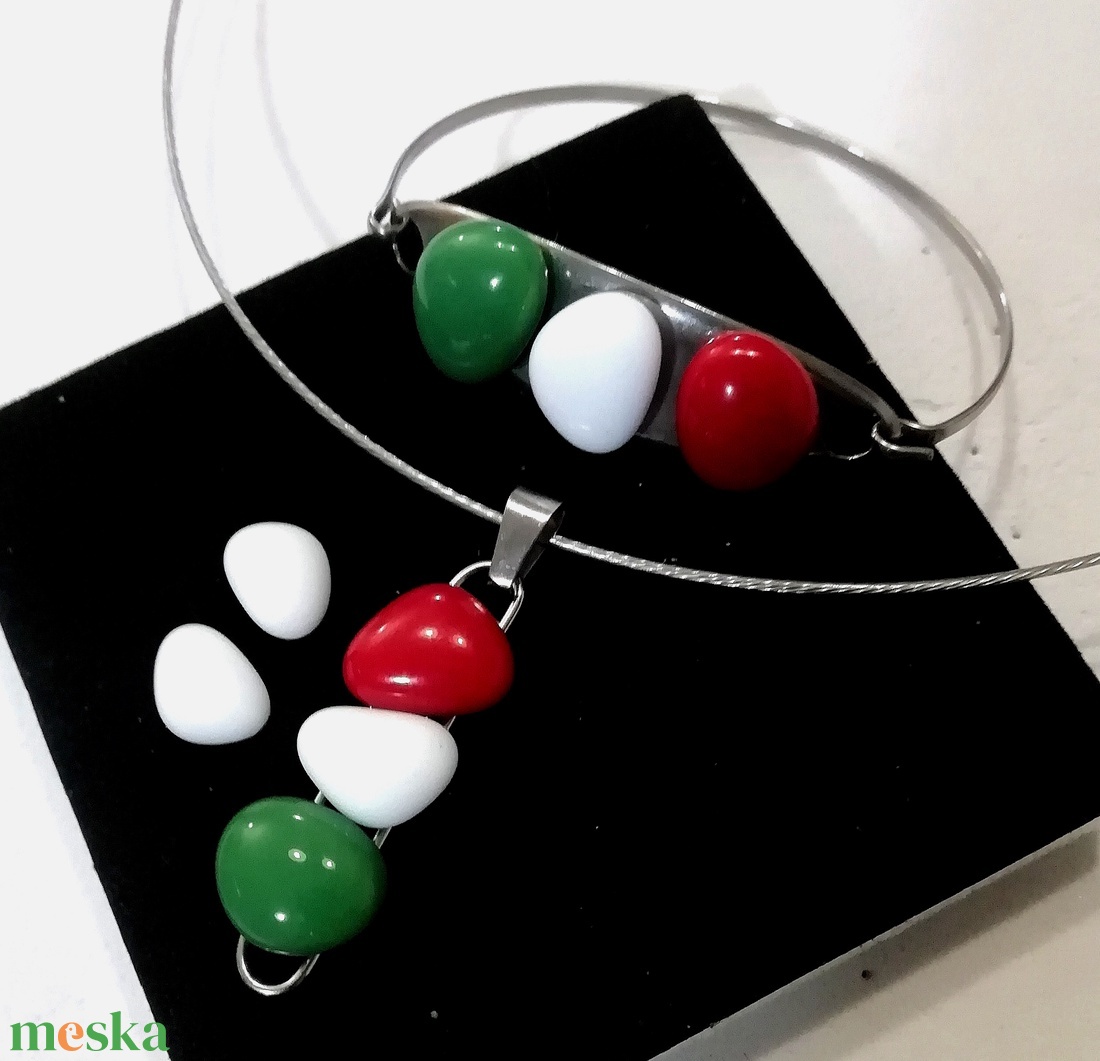 NEMESACÉL!  Nemzeti színű ékszerszett. . - ékszer - ékszerszett - Meska.hu