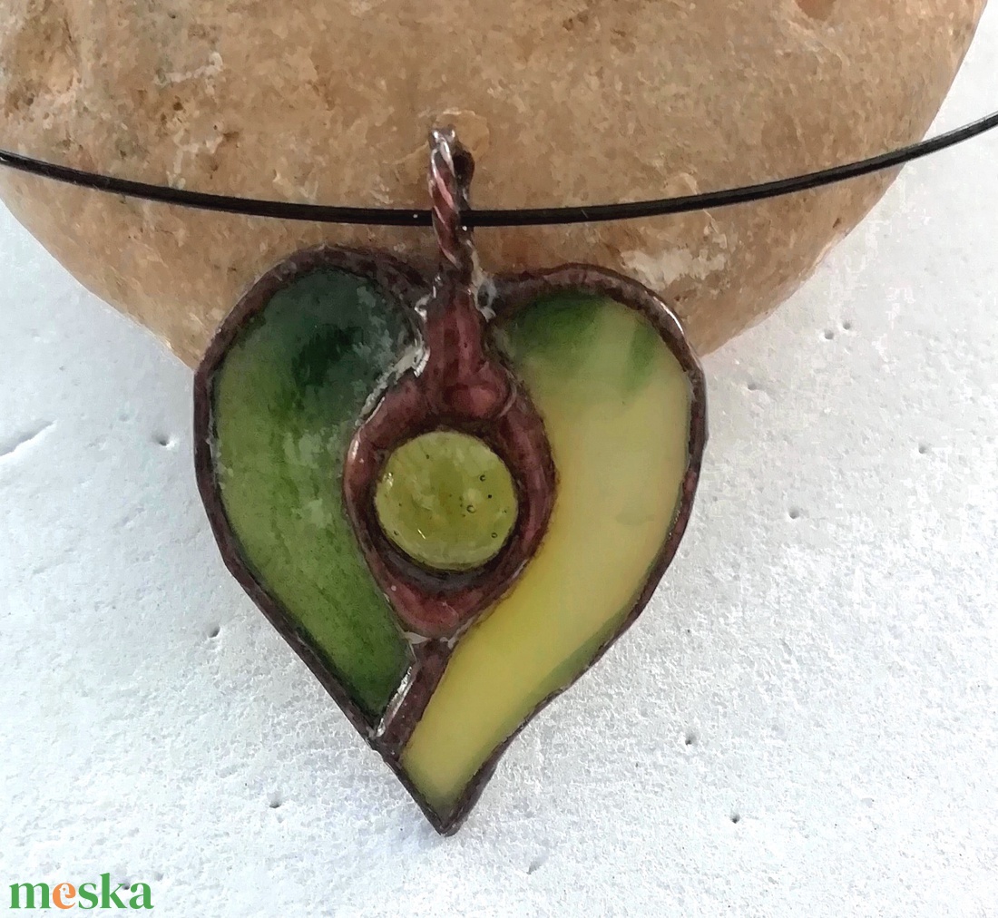 AKCIÓ!  Zöld tiffany szív nyaklanc.  - ékszer - nyaklánc - medálos nyaklánc - Meska.hu