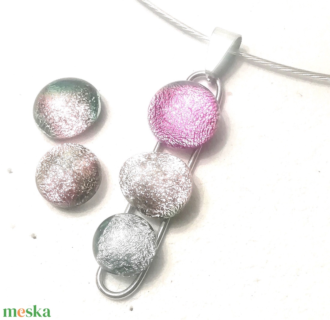  NEMESACÉL!  Színes dichroic kavicsok, szabálytalan ékszerszett. - ékszer - ékszerszett - Meska.hu