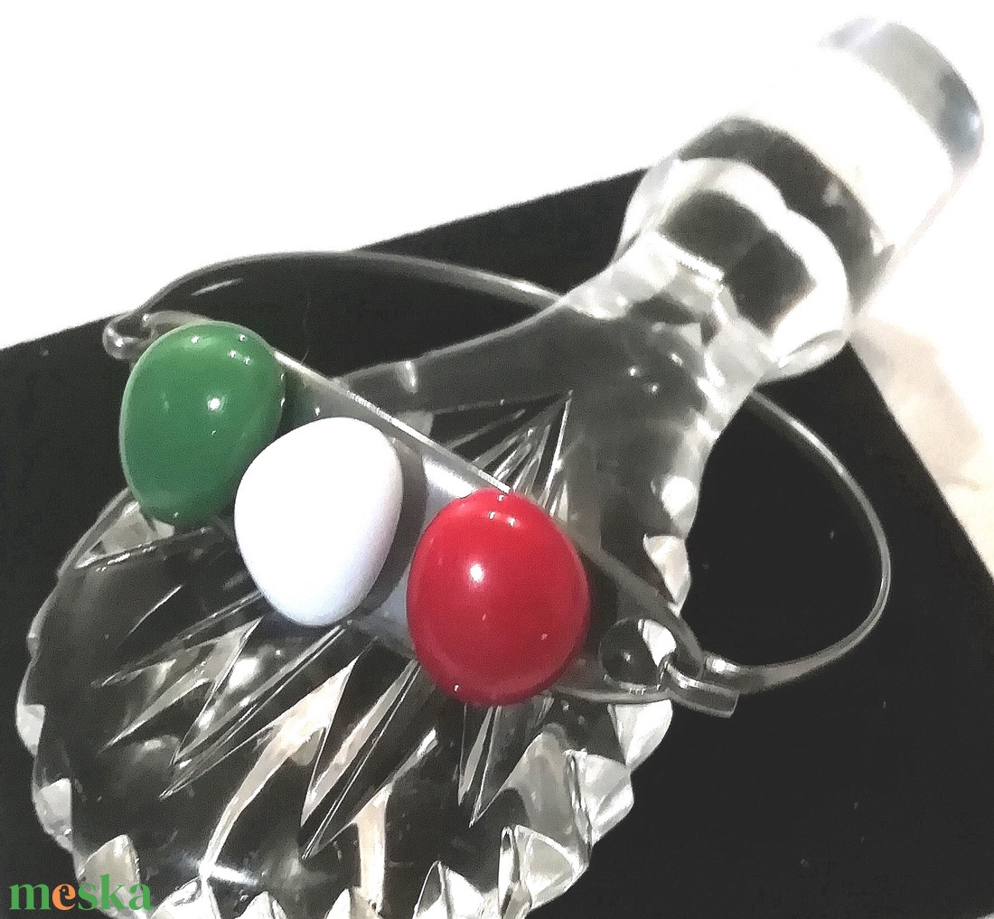 NEMESACÉL!  Nemzeti színű karkötő. . - ékszer - karkötő - gyöngyös karkötő - Meska.hu