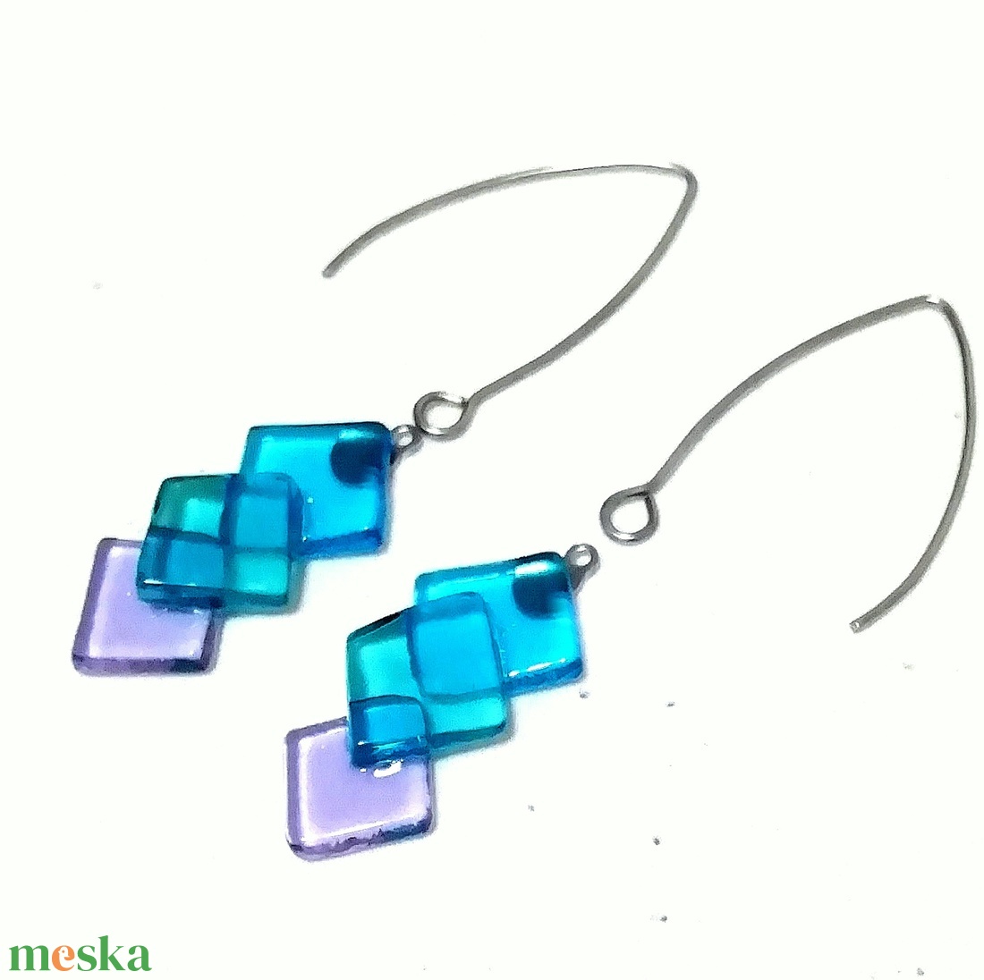 ORVOSI FÉM !  Kristály kockák trendi  fülbevaló  , ajándék  névnapra, születésnapra. - ékszer - fülbevaló - lógó fülbevaló - Meska.hu