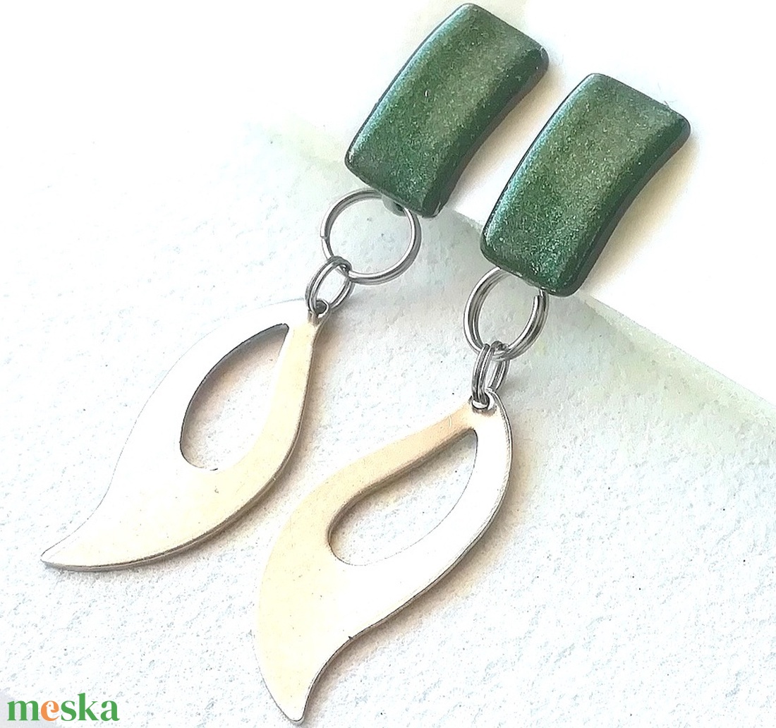   ORVOSI FÉM! Smaragd aventurin klipszes fülbevaló . - ékszer - fülbevaló - klipsz - Meska.hu