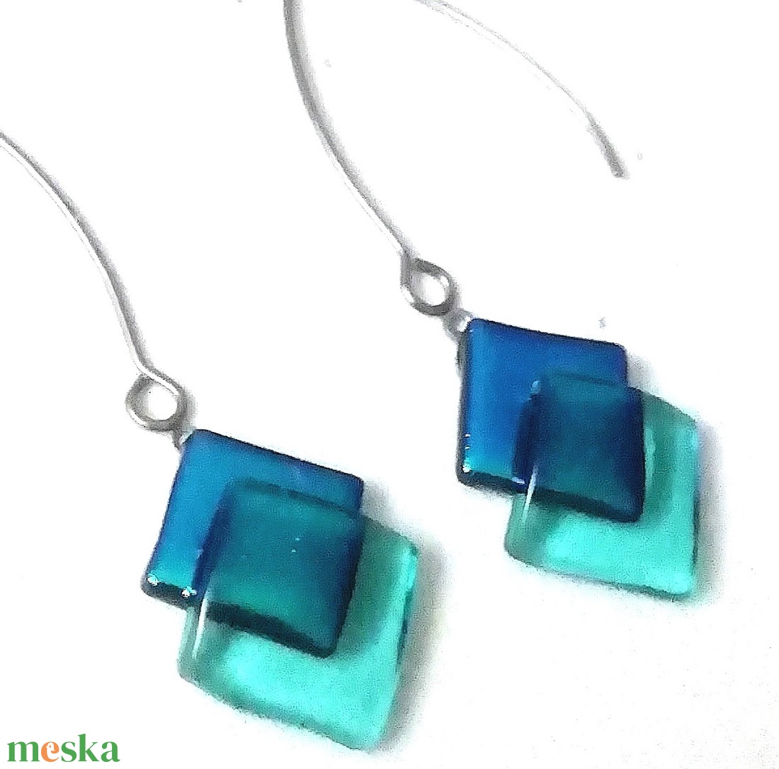 ORVOSI FÉM !  Kék-türkiz kockák trendi  fülbevaló  , ajándék  névnapra, születésnapra. - ékszer - fülbevaló - lógó fülbevaló - Meska.hu