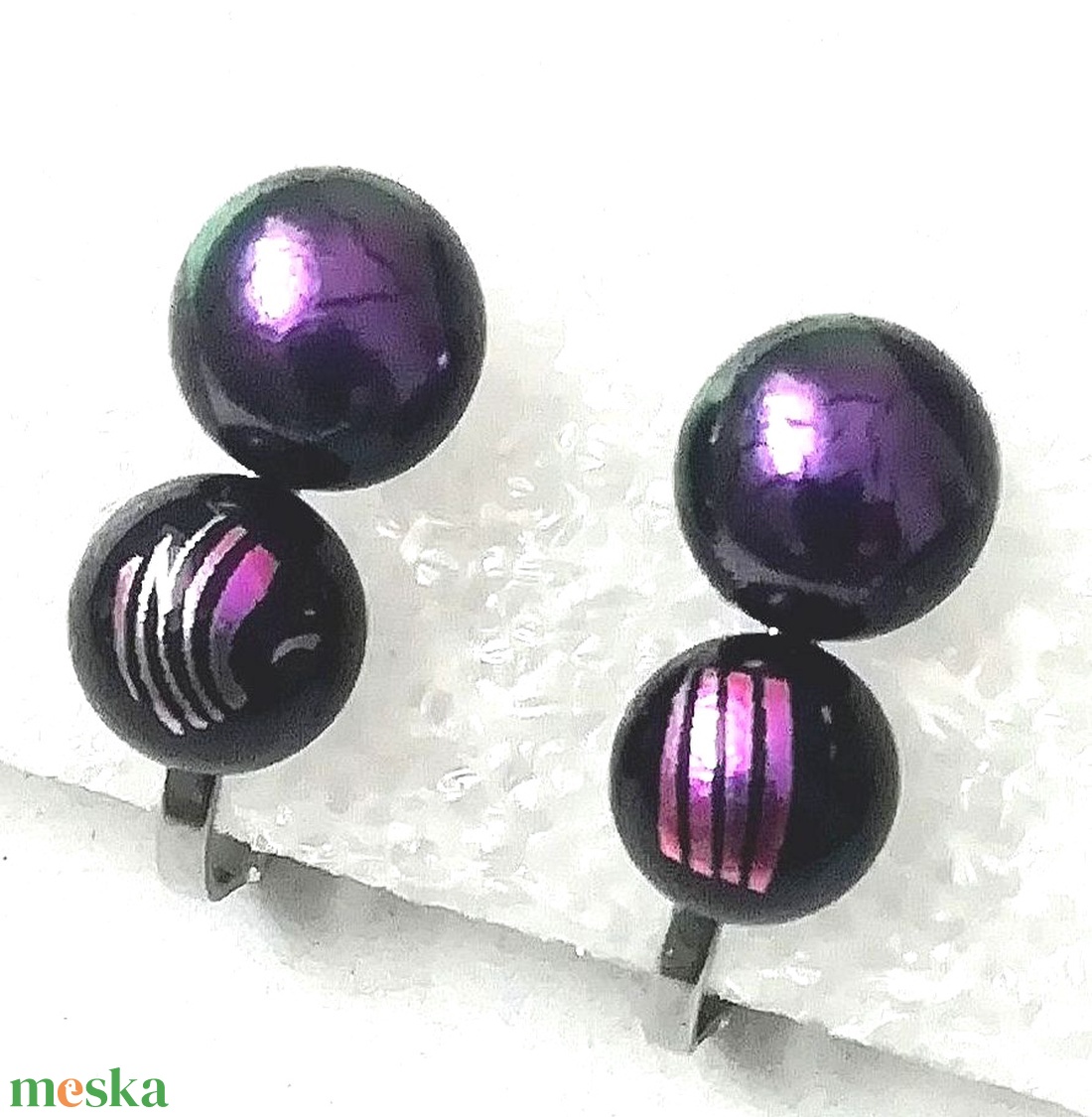 ORVOSI ACÉL KLIPSZ.  Lila-pink dichroic gyöngyök, trendi klipszes fülbevaló. - ékszer - fülbevaló - klipsz - Meska.hu