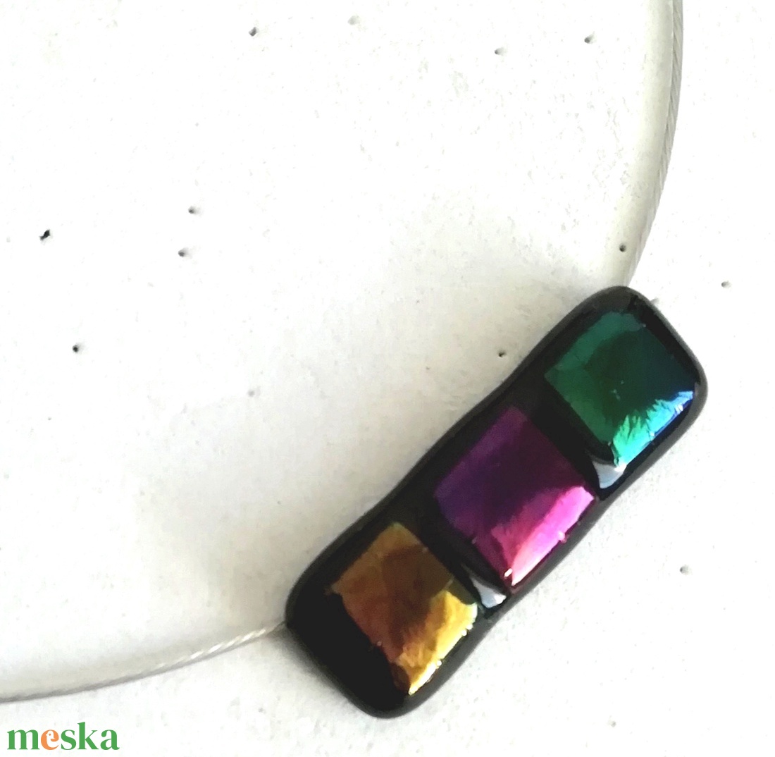  Dichroic ragyogás nyaklánc, ajándék fülbevalóval, névnapra, születésnapra. - ékszer - ékszerszett - Meska.hu