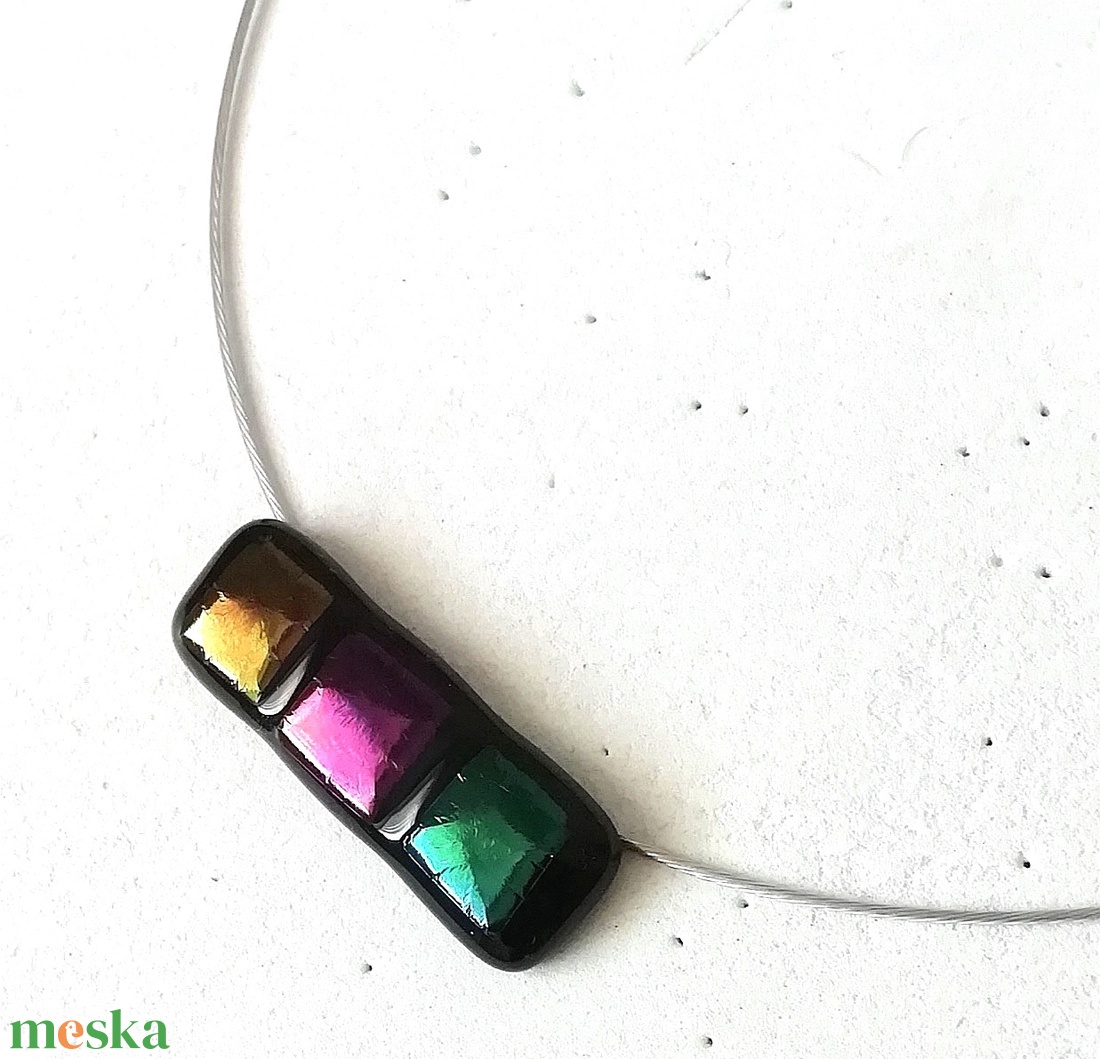  Dichroic ragyogás nyaklánc, ajándék fülbevalóval, névnapra, születésnapra. - ékszer - ékszerszett - Meska.hu