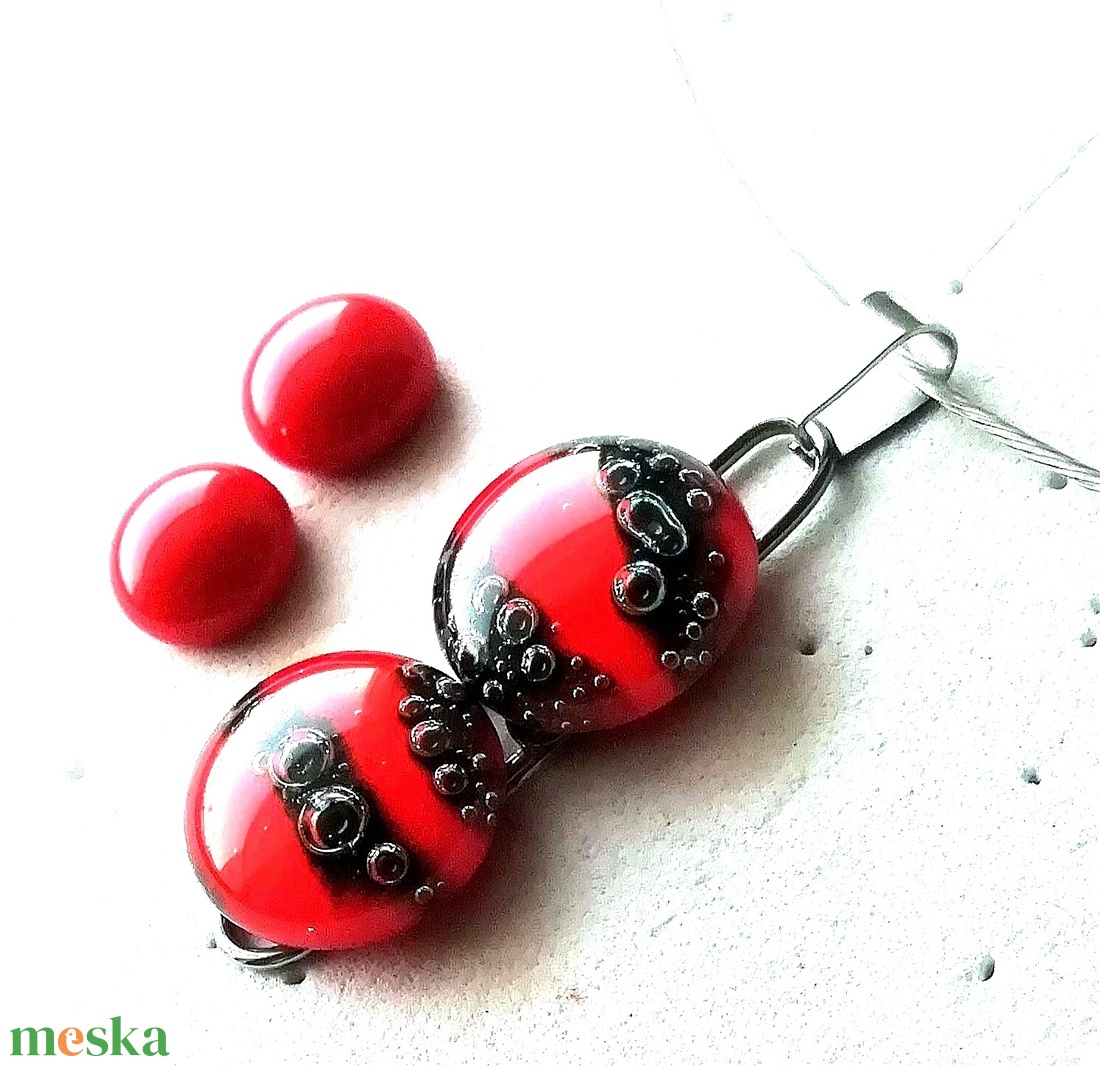 AKCIÓ! NEMESACÉL!  Elegáns piros üvegékszer szett. - ékszer - ékszerszett - Meska.hu