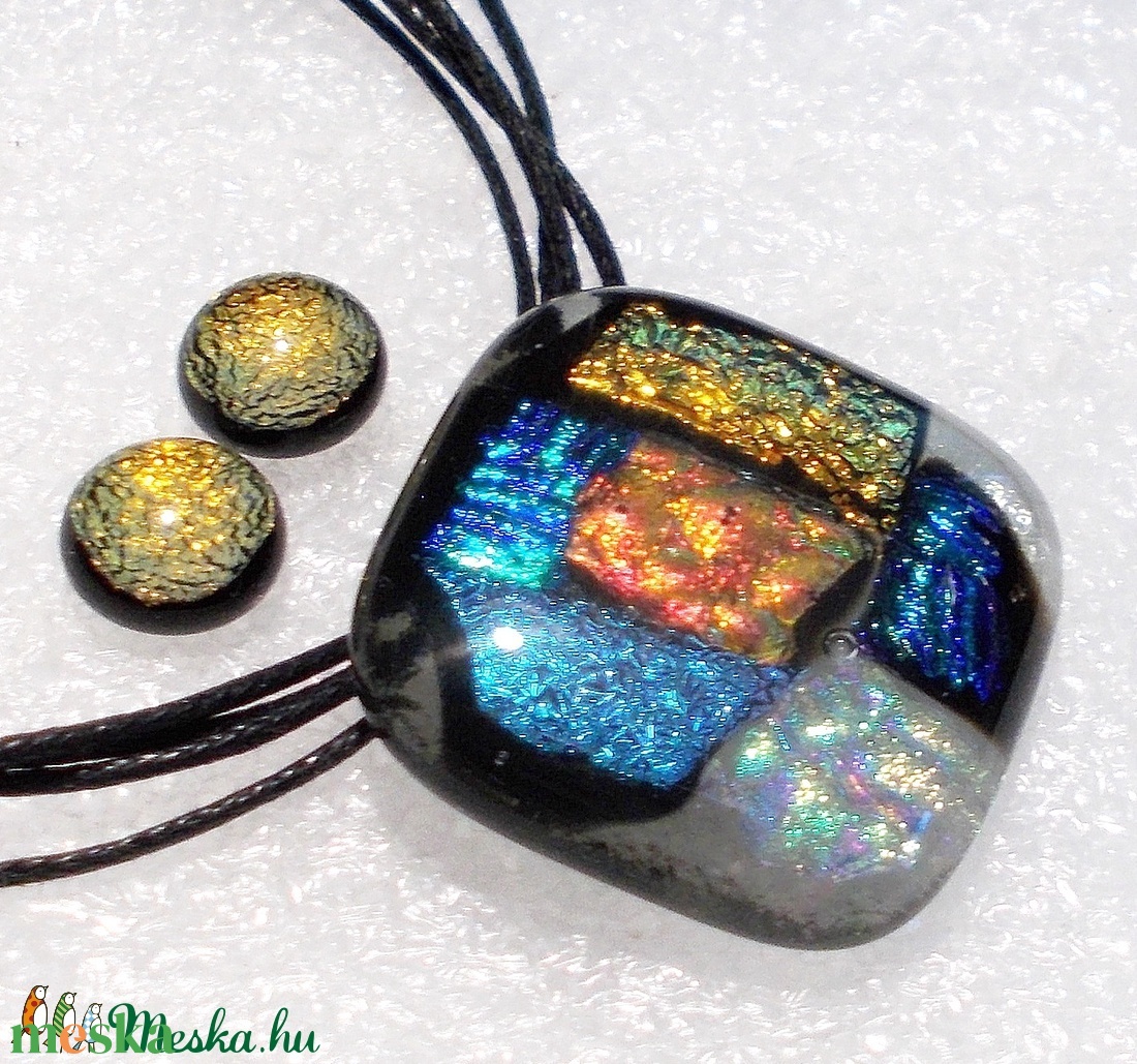 NEMESACÉL! Dichroic mozaik nyaklánc, ajándék pedagógus napra, születésnapra, névnapra.  - ékszer - ékszerszett - Meska.hu